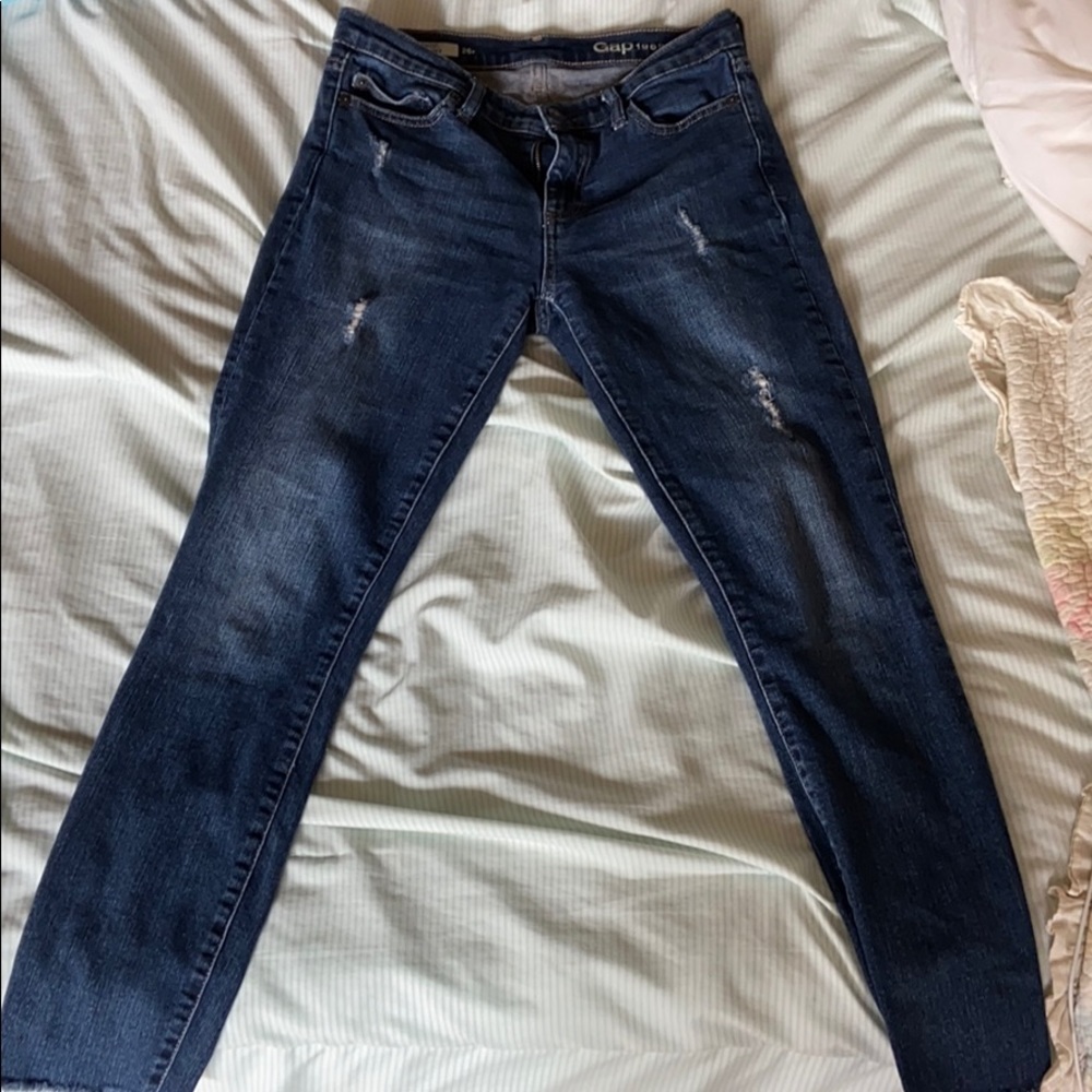 Ripped true skinny jeans